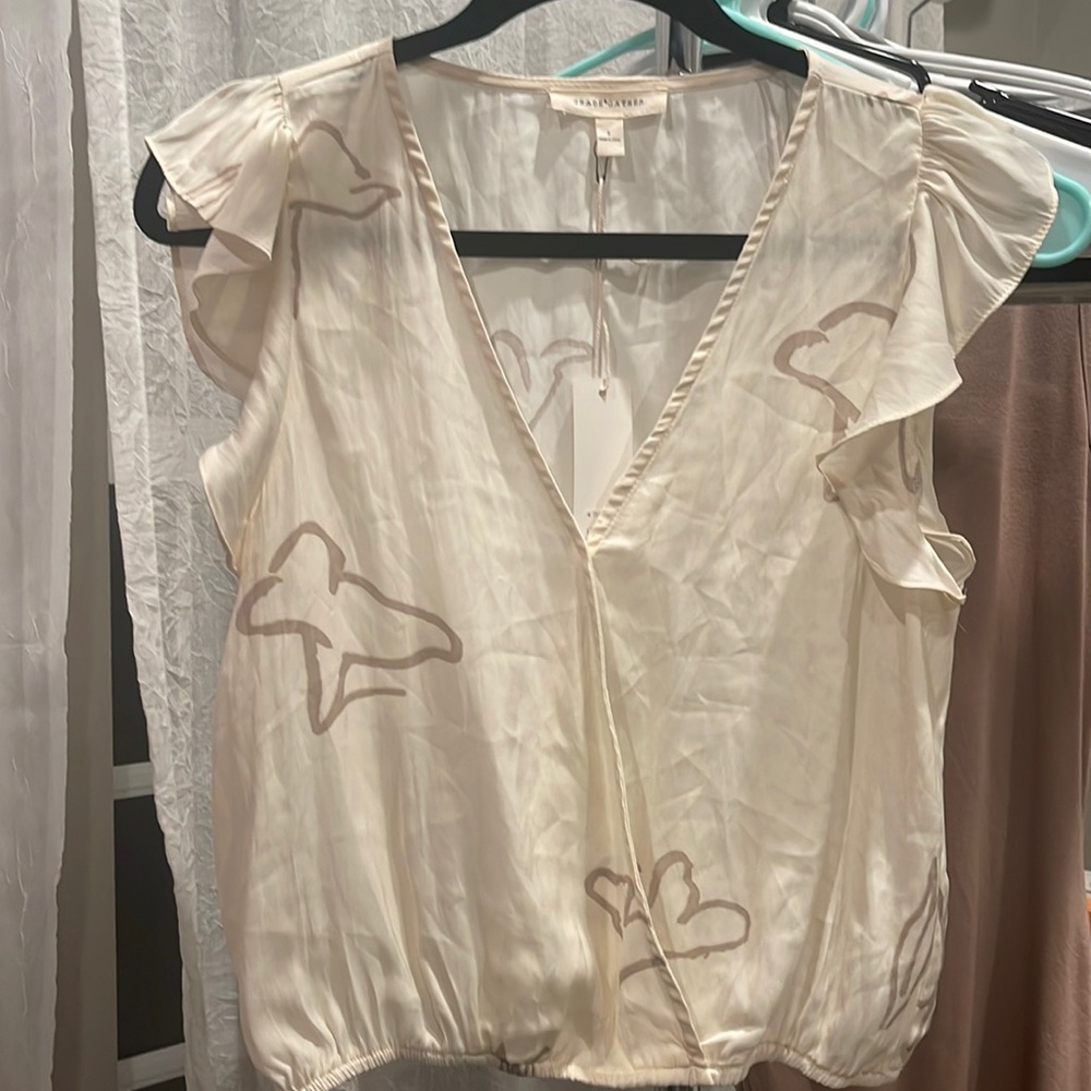 Flutter blouse